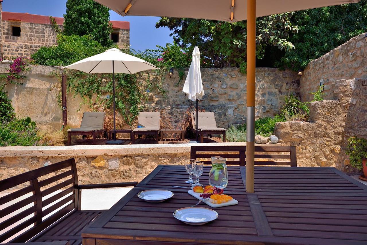 Leon - House In Medieval Town With Spacious Courtyard *