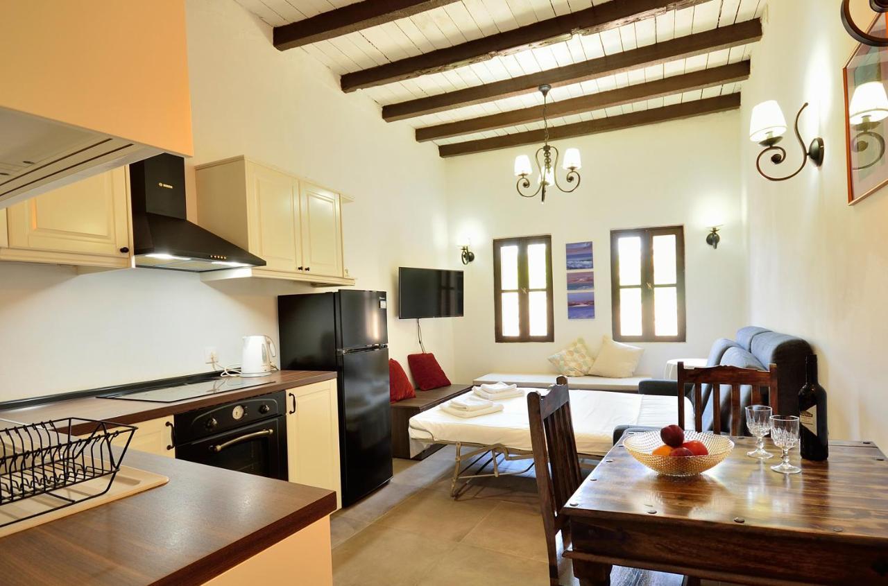 Leon - House In Medieval Town With Spacious Courtyard *