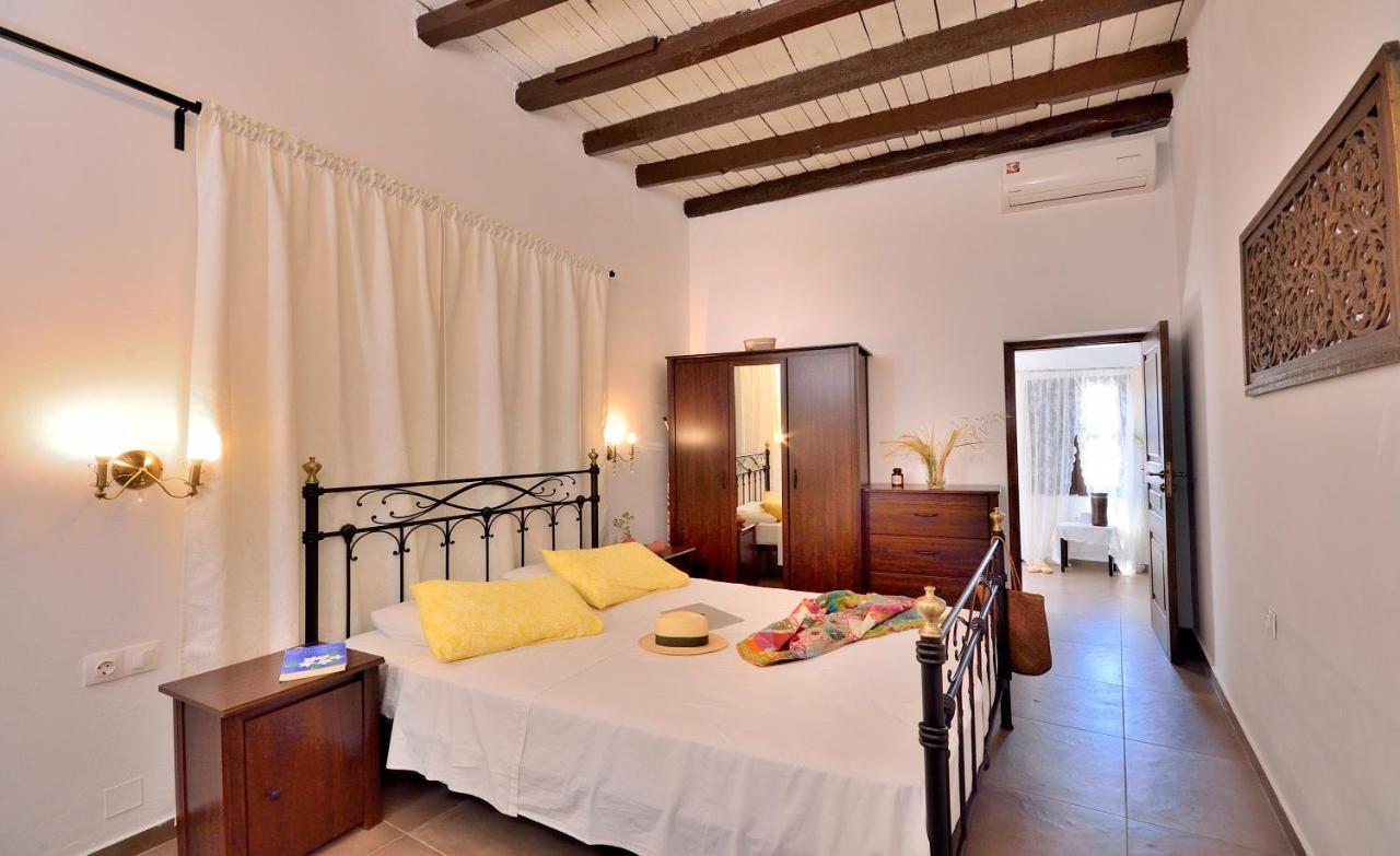 Leon - House In Medieval Town With Spacious Courtyard