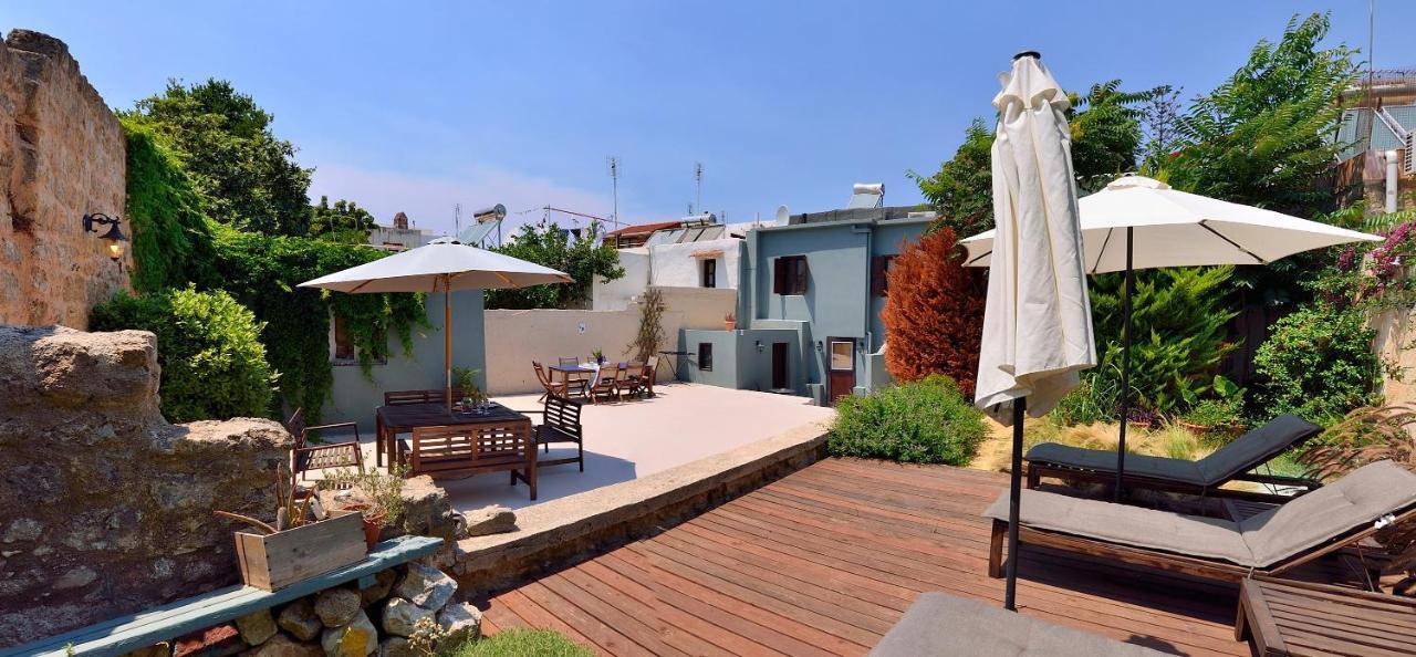 Leon - House In Medieval Town With Spacious Courtyard Villa *