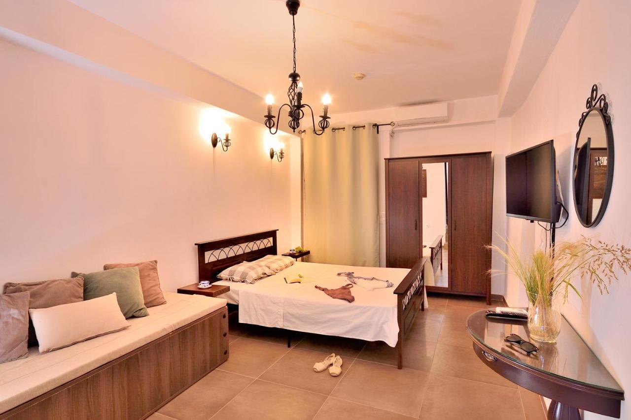 Leon - House In Medieval Town With Spacious Courtyard Villa